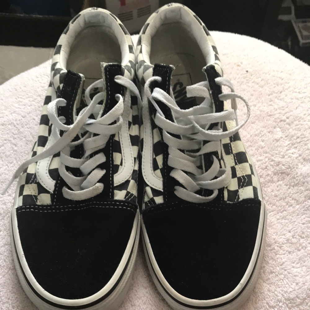 USED Checkerboard Vans NO BOX